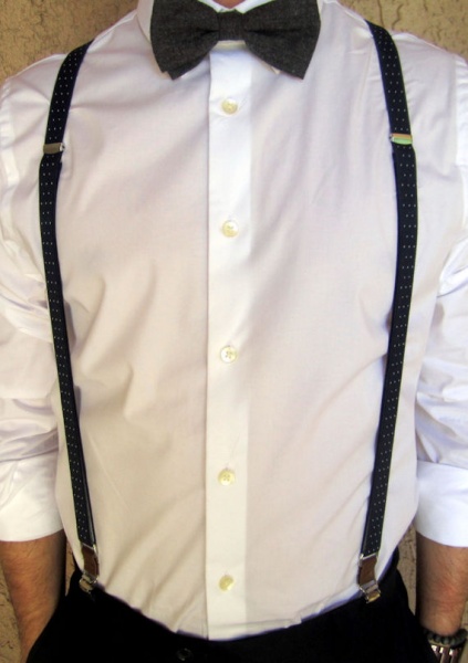 File:Suspenders.jpg